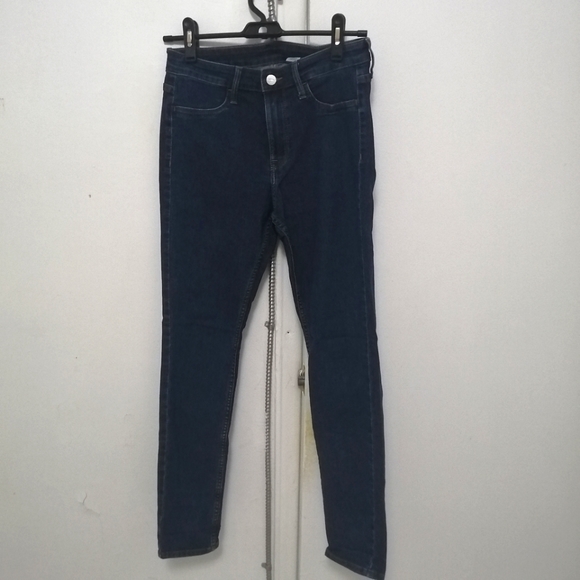 🔵 H&M skinny jeans - Picture 1 of 3